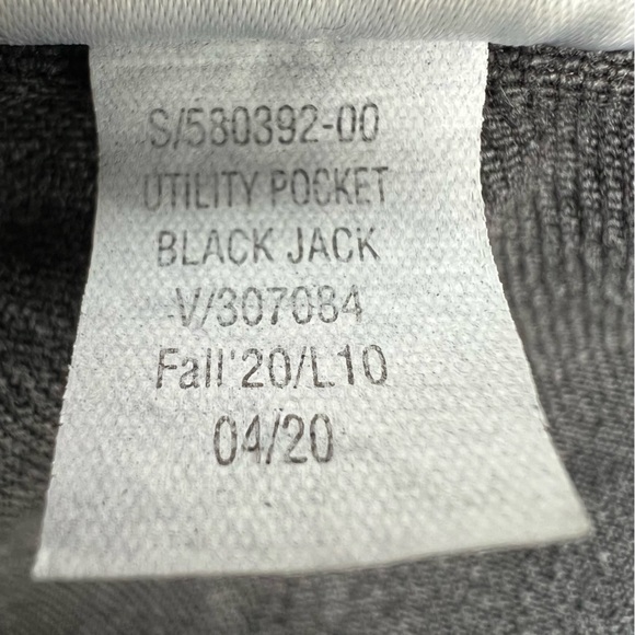 2/$15 Old Navy 4 jean mini skirt black with pockets - Picture 7 of 7